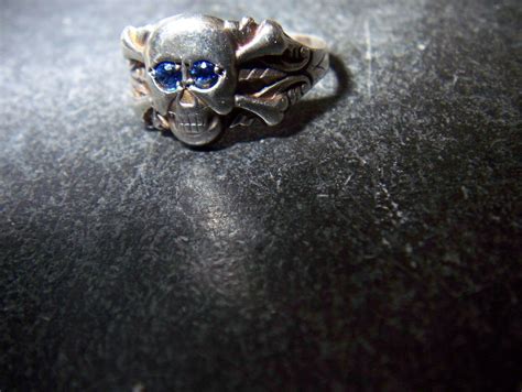 Patriotischer Totenkopf Ring Saphir Augen Lorbeerlaub Silber Ebay