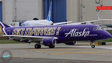 Alaska Airlines E175lr Go Dawgs Special Livery Takeoff From Pae To