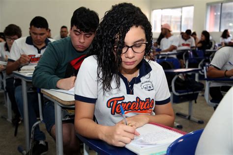 CÁpsula Do Tempo Alunos Elaboram Cartas Sobre O Futuro De RondÔnia