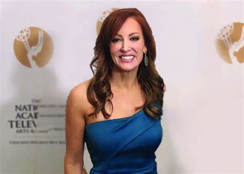 Wgn TV Anchor Erin Ivorys Shocking Divorce A Look Into The Reason Behind The Split