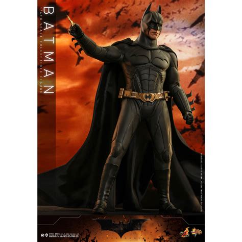 Hot Toys Mms595 Batman Begins 16th Scale Batman Collectible