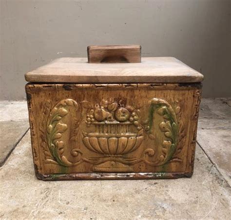 Rare Victorian Earthenware Bread Crock