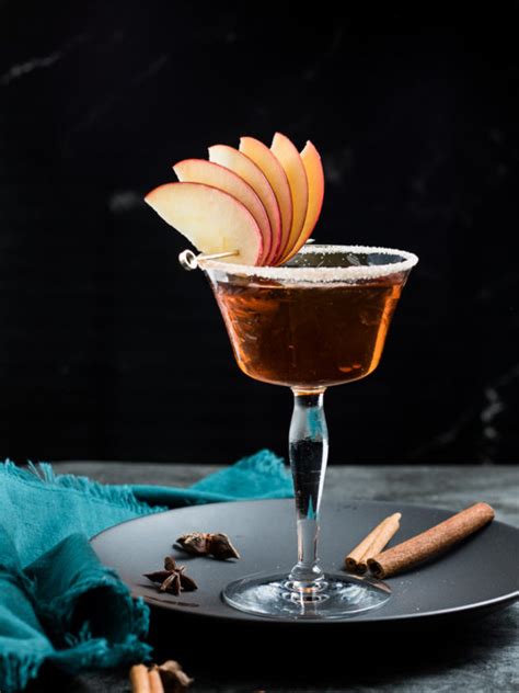 Best Ever Apple Manhattan Is Better Than Pumpkin Spice Anything