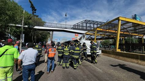 Accidente En Circuito Interior Hoy Colapsa Tr Fico En Aicm Estas Son