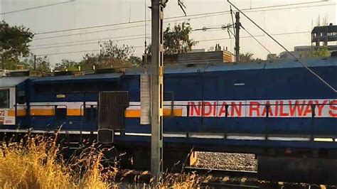 12707 Tirupati Hazrat Nizamuddin Andhra Pradesh Sampark Kranti Express