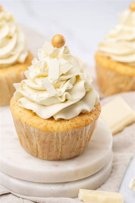 White Chocolate Cupcakes Spatula Desserts