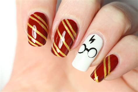 Harry Potter Nail Art Nail Art By Tribulons Nailpolis Museum Of Nail Art