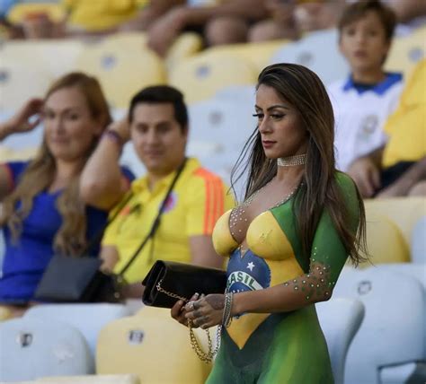 La Hincha Desnuda Que Se Robó Todas Las Miradas En La Final De La Copa