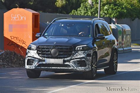 Mercedes Erlkönig erwischt Star Spy Shot Aktuelle Bilder vom GLS