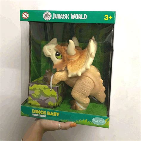 Boneco Triceratops Baby Dinossauro Jurassic World Pupee Bonecos