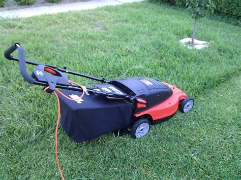 11 Best Electric Push Lawn Mowers Of 2021 Reviews The Wise Handyman