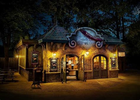 Efteling Opent In Den Swarte Kat In Themagebied Rond Danse Macabre