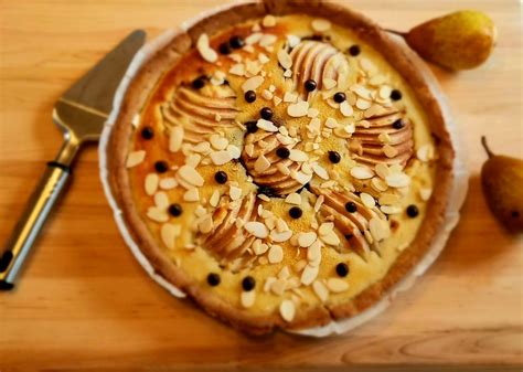 Tarte Aux Poires Chocolat Et Amandes Le Go T Au Rendez Vous