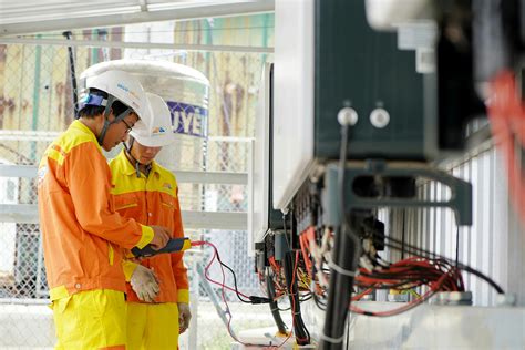 Transformer Photos, Download The BEST Free Transformer Stock Photos ...