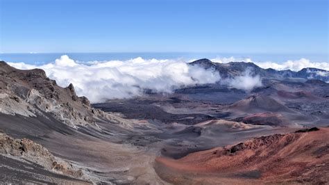 Haleakalā Crater // The ups, down, and SAQs – MWL