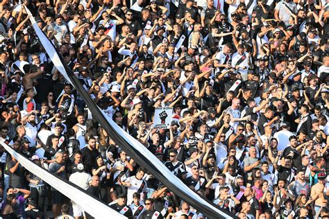 Vasco Recebe Aprova O Dos S Cios E Consuma Venda Da Saf Para A