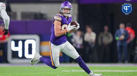 T.J. Hockenson's Fantasy Projections: A Risky TE1 Option Entering 2024