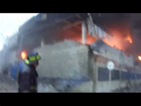 Incendio De Fabrica Barranquilla Colchones Relas Youtube