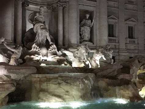 Solve Trevi Fountain Jigsaw Puzzle Online With Pieces