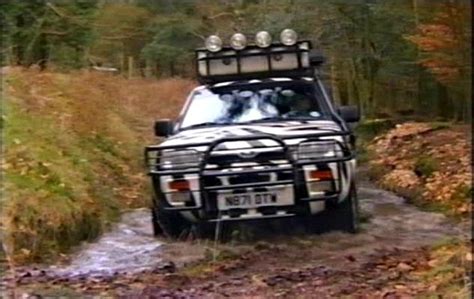 1995 Ford Maverick Glx R20 In Animal Park 2002 2023