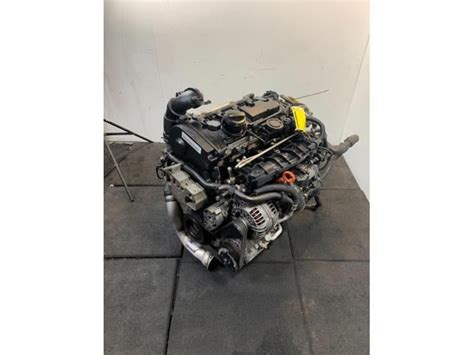 Audi A4 B7 çıkma orijinal motor ve motor parçaları bgb kodlu