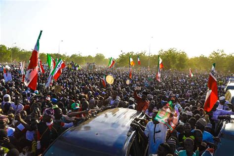 Photos Massive Crowd Receives Atiku In First Rally After Us Trip