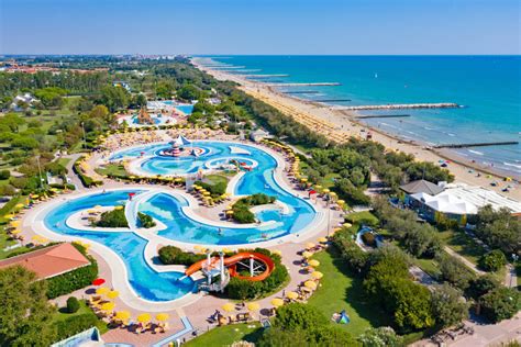 Camping Venise Et Toiles Avec Parc Aquatique Campings Luxe