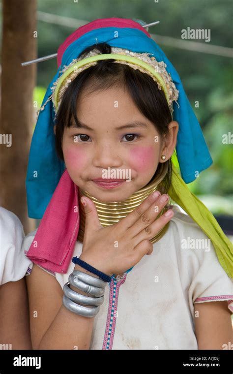 Long neck people in Shang Mai province Thailand Stock Photo - Alamy