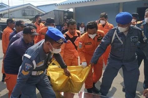 Diduga Kelelahan ABK Tewas Tercebur Laut Di Dermaga Muara Baru