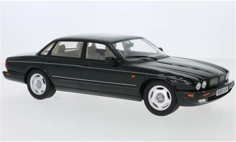 Miniature Jaguar Xj Cult Scale Models R Metallic Dunkelbleue Rhd