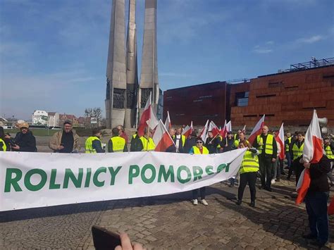 Rolnicy protestują też w Gdańsku Żądają natychmiastowego wstrzymania