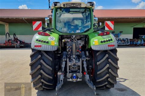 514 Stunden Fendt 724 Vario S4 Profi Plus für 196 350 Euro