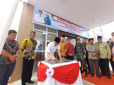 Tingkatkan Pelayanan Kesehatan Wali Kota Bukittinggi Resmikan Gedung