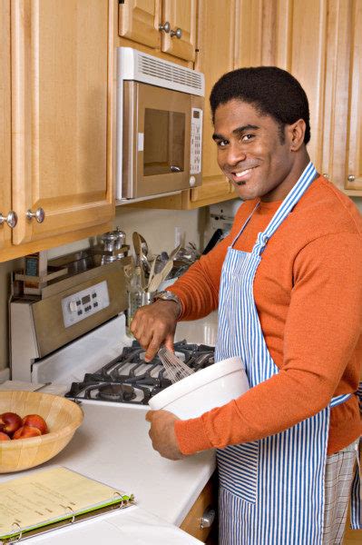 Men Who Can Cook Are Just Better Bellanaija