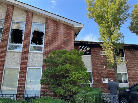 Troy fire wrecks apartment, displaces dozens