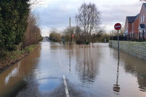 Mum And Son Forced To Flee Home As They Lose Everything In Storm Dennis Flooding Derbyshire Live