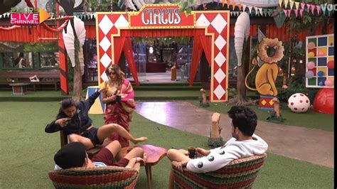 Bigg Boss Live Feed Tejasswi Ko Daraya Rakhi Ne Giri Chair Se