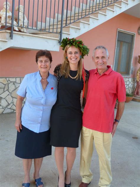 Salerno Auguri Alla Neo Dottoressa Valentina Cucino