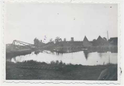 FOTO FRANKREICH ZERSTÖRTE Häuser Brücke Ort Dorf Stadt 2 WK n452