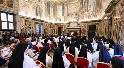 Discernimiento Formación Y Caridad Las 3 Reflexiones Del Papa A 4