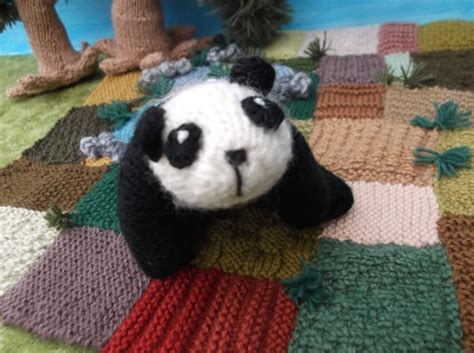 Knitted Panda Folksy