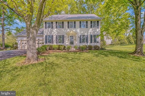 27 Gray Squirrel Ct Lutherville Timonium Md 21093 ®