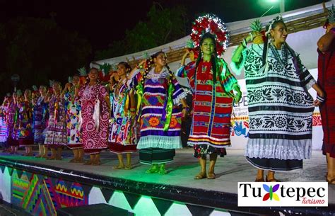 Baile Flor De Piña El Más Espectacular De La Guelaguetza Historia Y Más