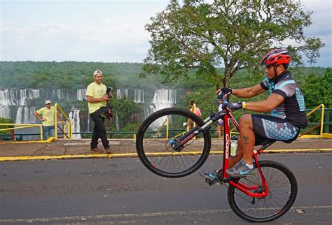 Etapa de Cicloturismo tem recorde de participantes em Foz do Iguaçu