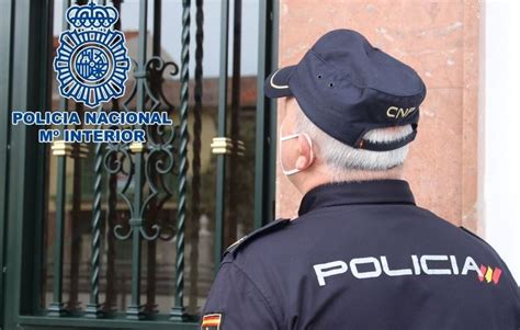 La Policía Nacional Detiene En Palma A Un Hombre Por Intimidar A Una Mujer