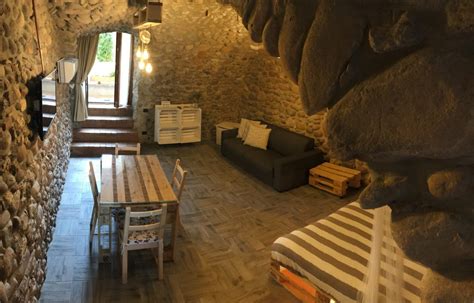 Nella Grotta Romantica Di Bardolino Weekend Casa Sullalbero E Grotte