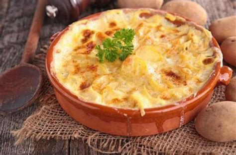 Gratin De Pommes De Terre Au Fromage Raclette