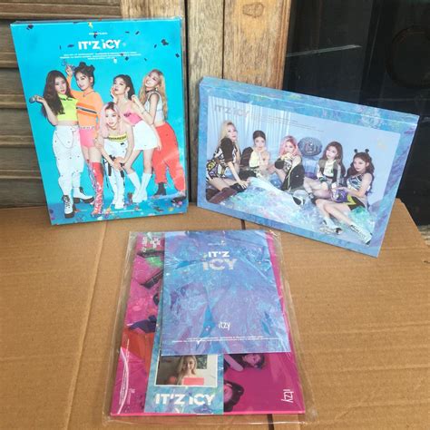 Jual ITZY Album IT Z ICY Shopee Indonesia