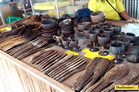 Visit Coconut Shell Handicraft Center In Phatthalung