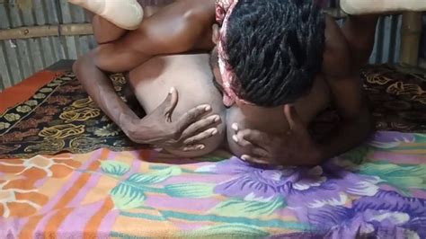 Desi Hot Bhabhi Ne Chut Chatwaya Aur Pani Nikala Indian Anal Porn Xhamster